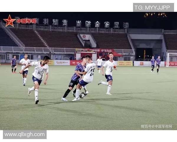 足球巨星巅峰对决谁能称霸绿茵场揭开全新对抗史诗篇章 足球巨星巅峰对决谁能称霸绿茵场揭开全新对抗史诗篇章